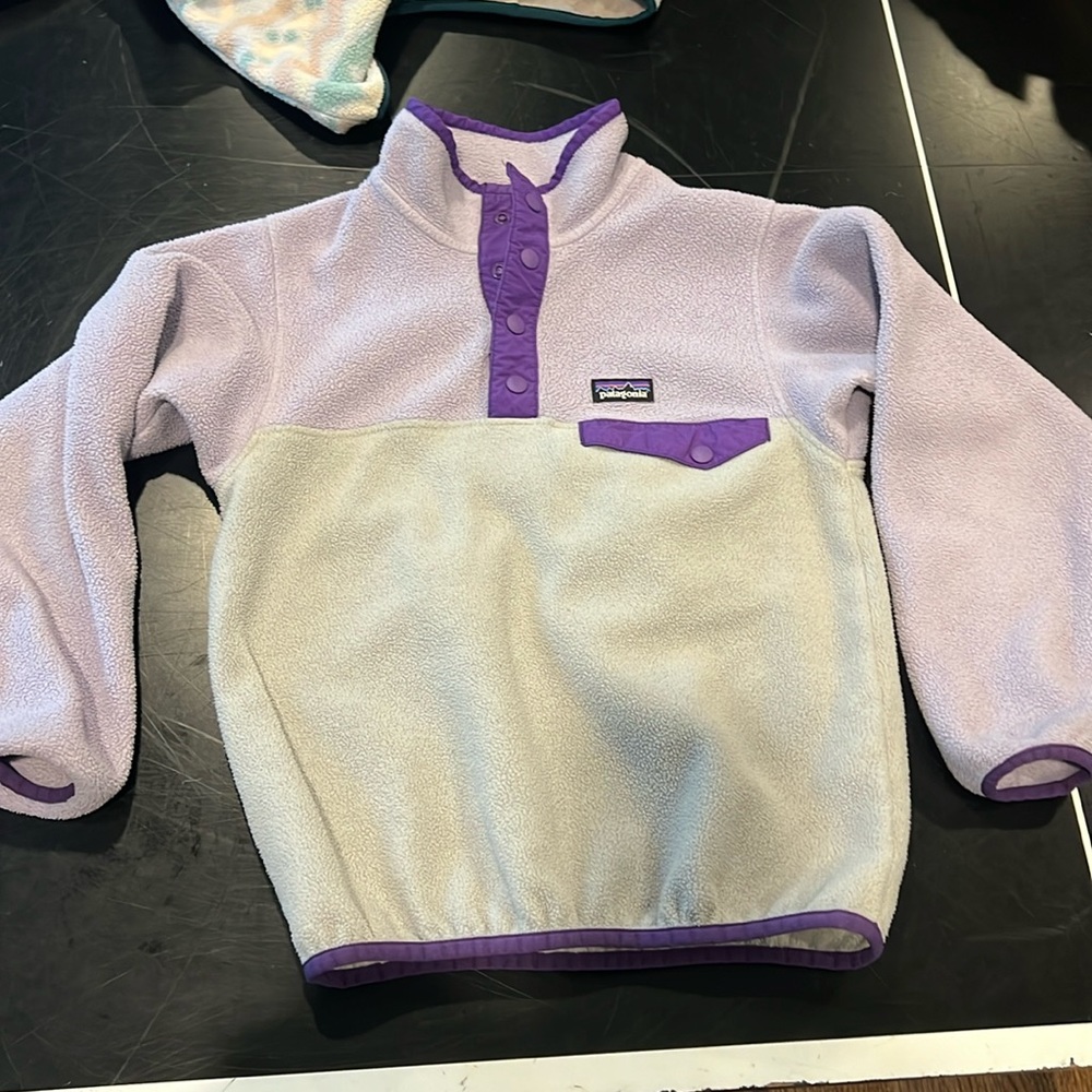 Girls Patagonia Synchilla Snap-T Pullover, Small (7-8)